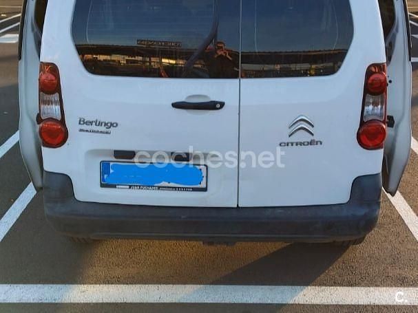 Usado Citroën Berlingo Feel 100 CV (73 kW) 2016 Blanco Monovolumen