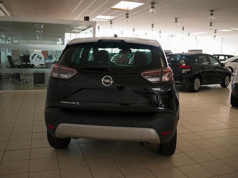 Usado Opel Crossland X Design Edition 110 CV (80 kW) 2019 Negro SUV