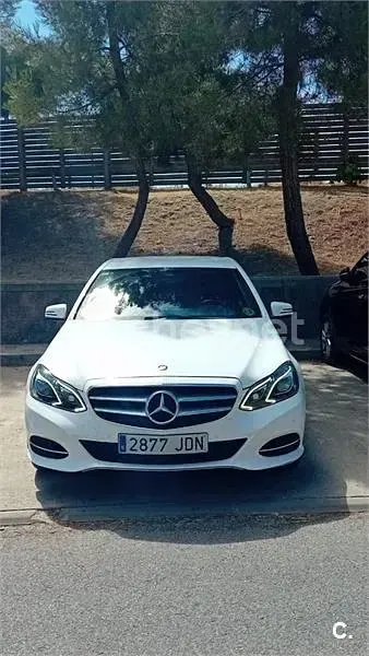 Usado Mercedes E220 Avantgarde 170 CV (125 kW) 2015 Blanco Berlina