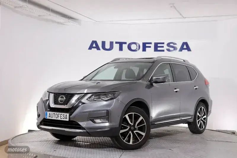 Plateado Usado 2020 Nissan X-Trail Tekna SUV | 20.950 € (Precio justo) - Imagen 1/4