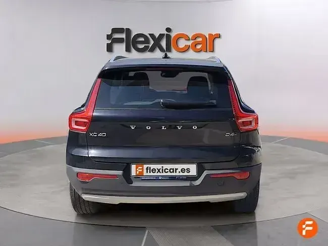 Usado Volvo XC40 Business Edition 190 CV (139 kW) 2020 Negro SUV