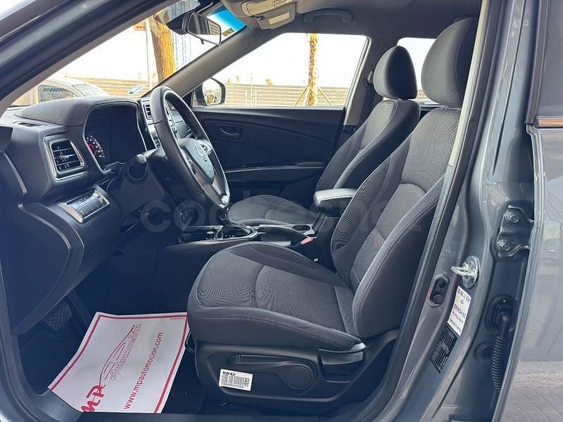 Usado SsangYong Tivoli 163 CV (119 kW) 2020 Gris SUV