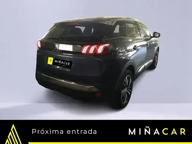 Usado Peugeot 3008 Allure 131 CV (96 kW) 2024 Azul SUV