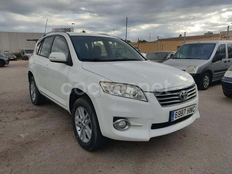 Blanco Usado 2012 Toyota RAV4 Active SUV | 9900 € (Un poco caro) - Imagen 1/4
