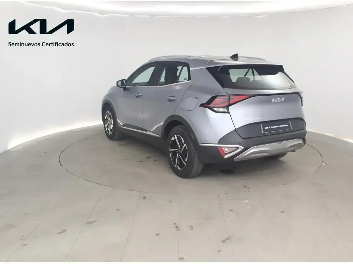 Usado Kia Sportage 160 CV (117 kW) 2025 Gris SUV