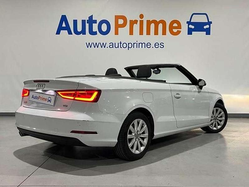 Usado Audi A3 Cabriolet Attraction 110 CV (80 kW) 2015 Blanco Descapotable