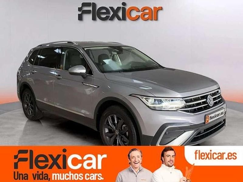Gris Usado 2022 VW Tiguan Life SUV | 28.890 € (Super precio) - Imagen 1/4