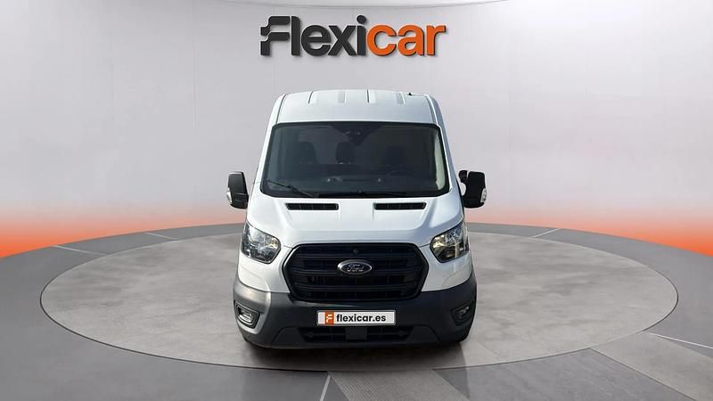 Usado Ford Transit 131 CV (96 kW) 2023 Blanco Berlina