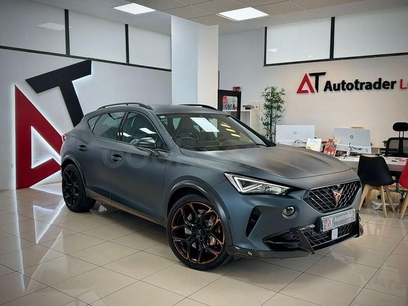 Usado Cupra Formentor VZ 390 CV (286 kW) 2022 Gris / plata SUV