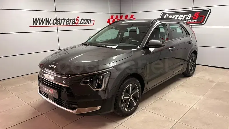 Usado Kia Niro 141 CV (103 kW) 2022 Negro SUV