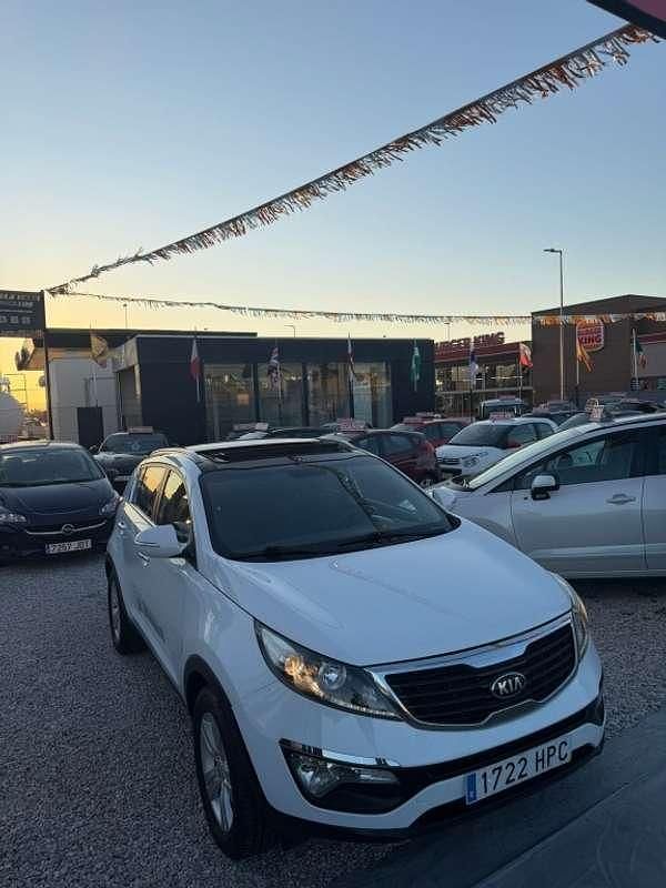 Usado Kia Sportage 116 CV (85 kW) 2013 Blanco SUV