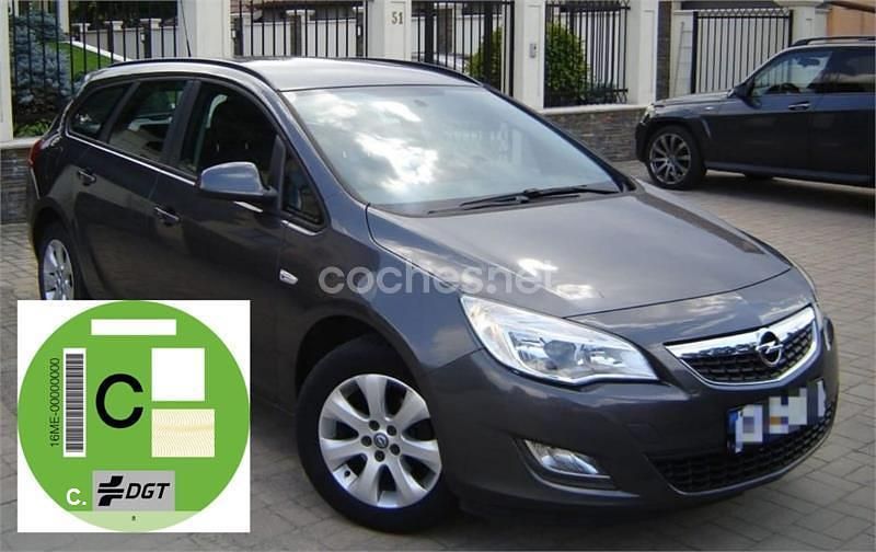Marrón Usado 2016 Opel Astra Selective Familiar | 5900 € (Super precio) - Imagen 1/4