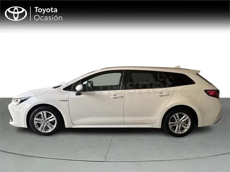 Usado Toyota Corolla Active 122 CV (89 kW) 2020 Blanco Familiar