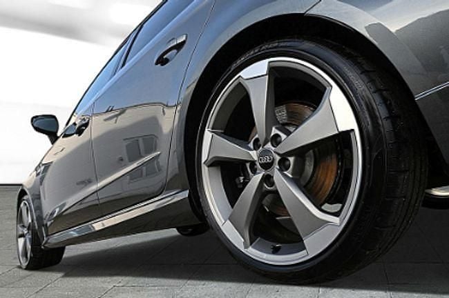 Usado Audi RS3 400 CV (294 kW) 2019 Gris metalizado Berlina