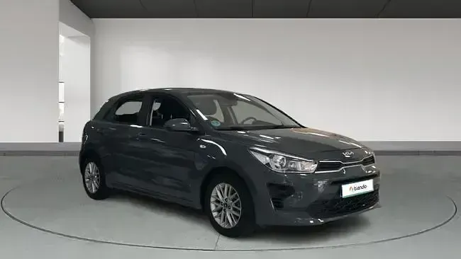 Usado Kia Rio 84 CV (61 kW) 2022 Gris