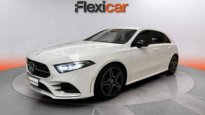 Usado Mercedes A180 116 CV (85 kW) 2019 Blanco Utilitario