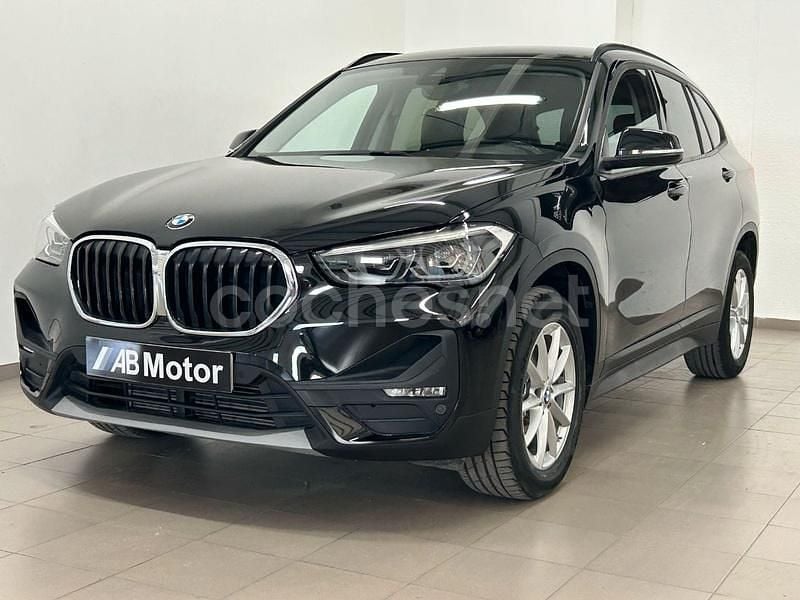 Negro Usado 2019 BMW X1 Advantage SUV | 21.500 € (Super precio) - Imagen 1/4