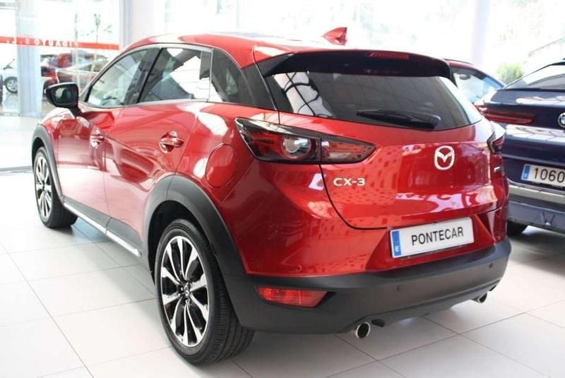 Käytetty Mazda CX-3 121 HP (88 kW) 2021 Punainen Katumaasturi