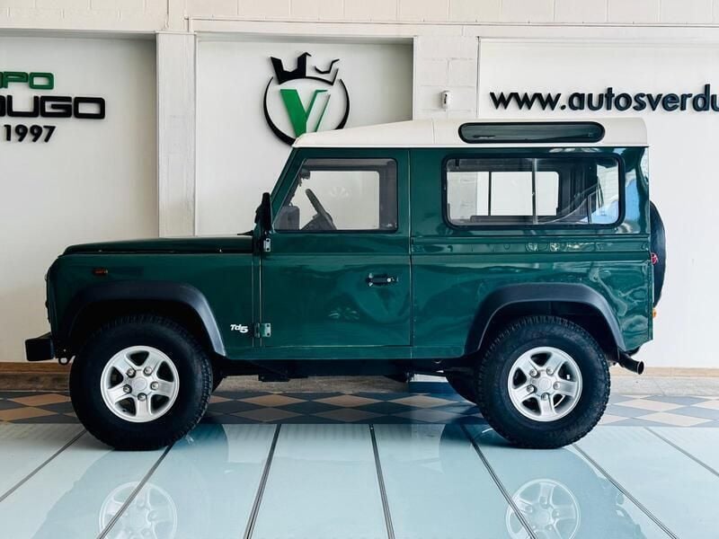 Usado Land Rover Defender S 122 CV (89 kW) 2006 Verde SUV
