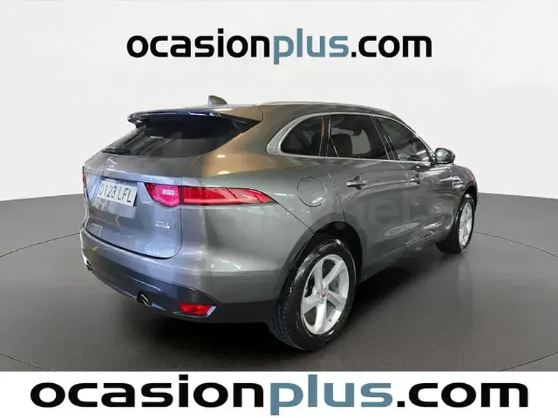 Usado Jaguar F-Pace Prestige 250 CV (183 kW) 2020 Gris / plata SUV