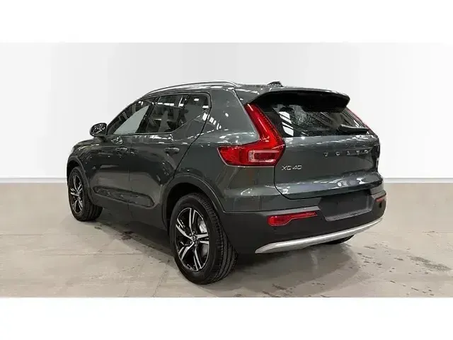 Usado Volvo XC40 Core 163 CV (119 kW) 2025 Negro SUV