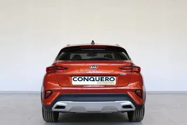 Usado Kia XCeed 141 CV (103 kW) 2022 Naranja SUV