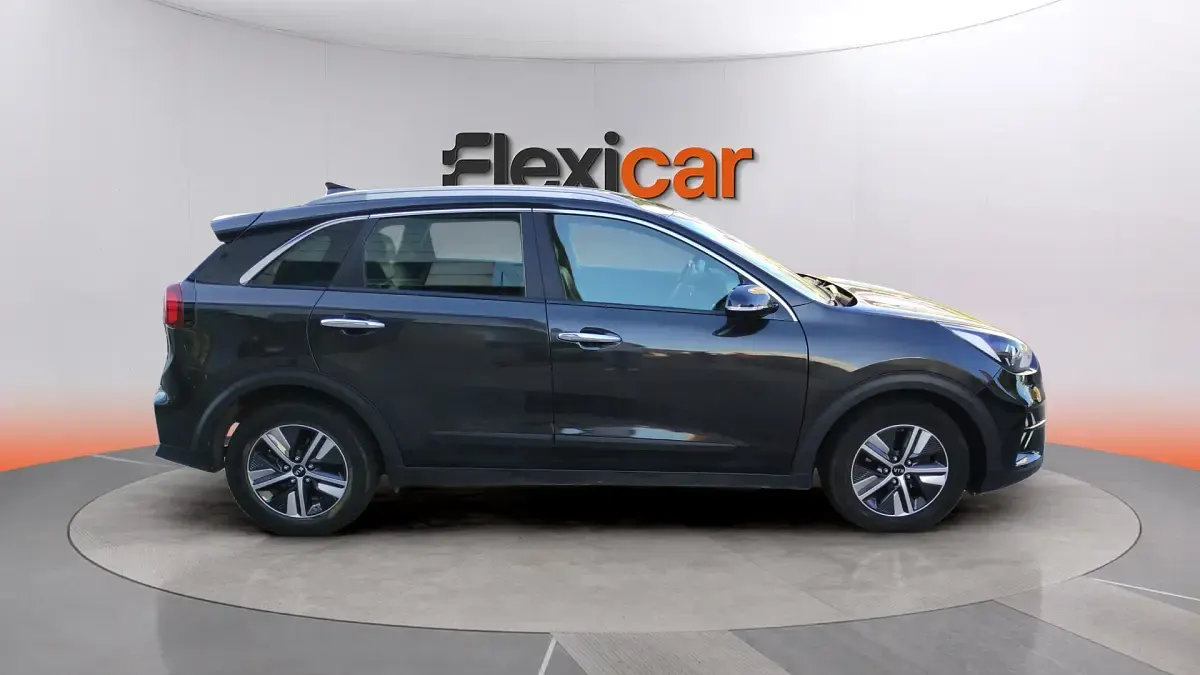 Usado Kia Niro 141 CV (103 kW) 2021 Azul SUV