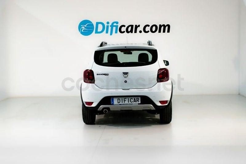Usado Dacia Sandero Essentiel 90 CV (66 kW) 2019 Blanco Berlina
