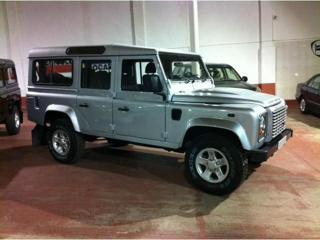 Land rover defender 5