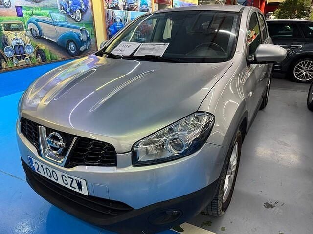 Gris / plata Usado 2010 Nissan Qashqai Tekna SUV | 7990 € (Precio justo) - Imagen 1/2