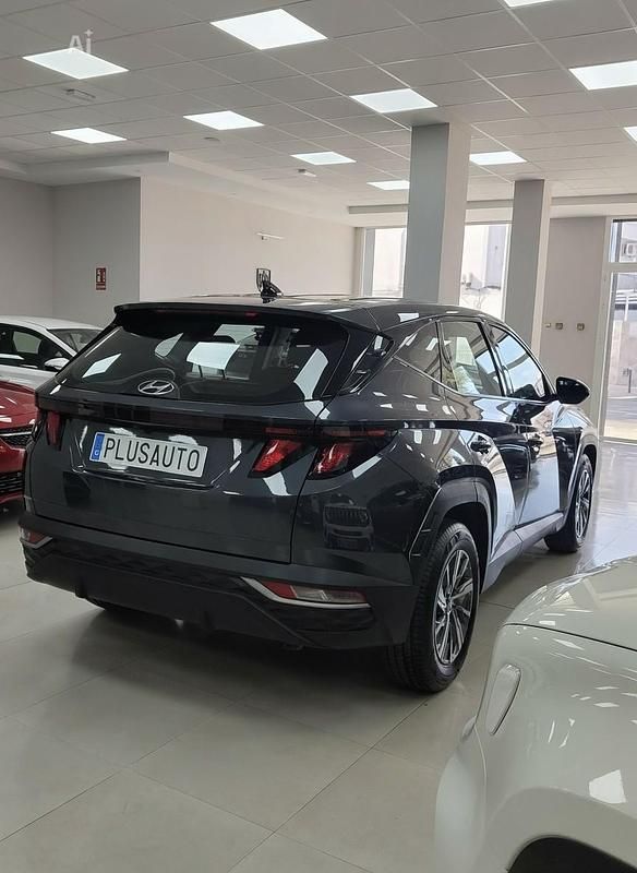 Usado Hyundai Tucson 150 CV (110 kW) 2023 Gris SUV
