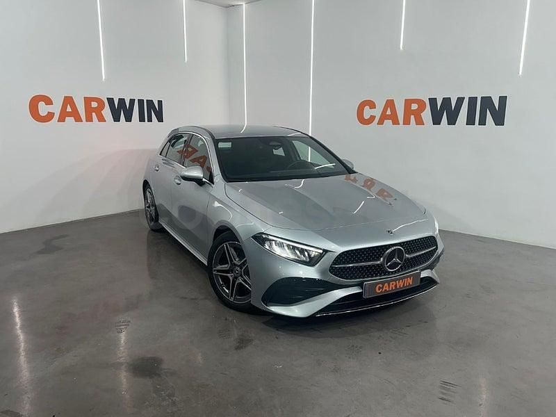 Usado Mercedes A200 163 CV (119 kW) 2024 Gris / plata Berlina