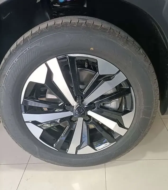 Nuevo Peugeot Rifter GTi 131 CV (96 kW) 2026 Negro Monovolumen