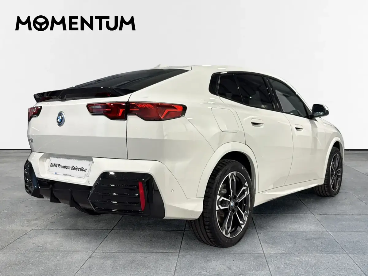 Usado BMW iX2 Comfort Edition 150 kW (204 CV) 2026 Blanco SUV