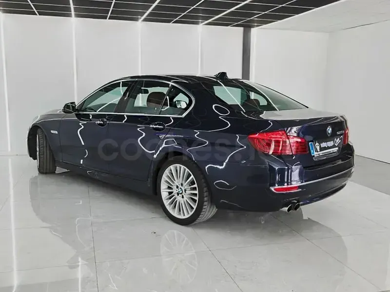 Usado BMW 520 Luxury Line 190 CV (139 kW) 2016 Azul Berlina