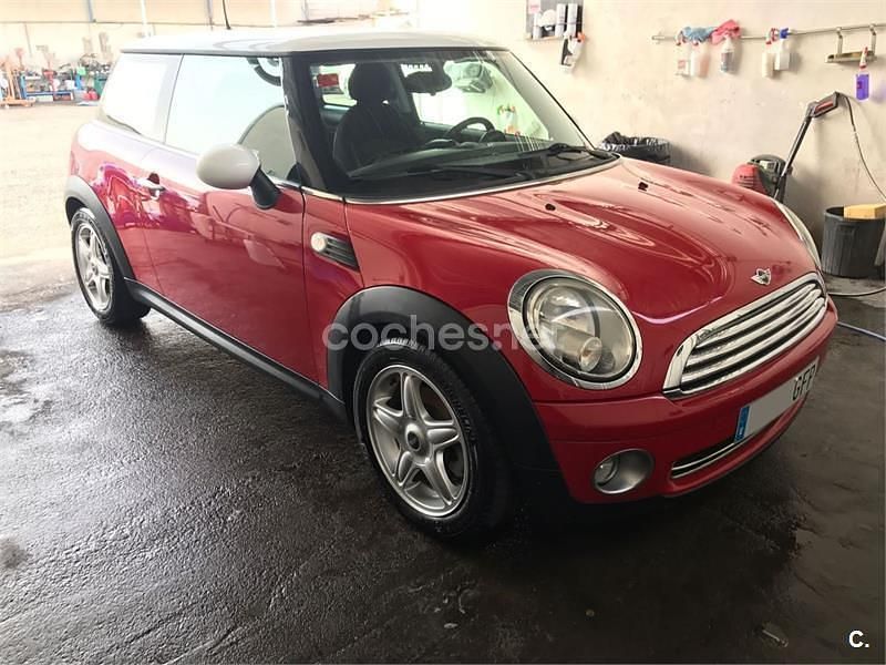 Usado Mini Cooper 120 CV (88 kW) 2008 Rojo Utilitario