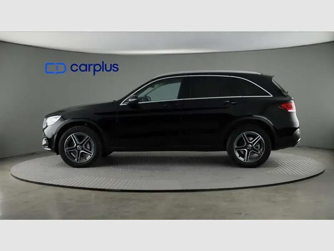 Usado Mercedes GLC300e 320 CV (235 kW) 2021 Negro SUV