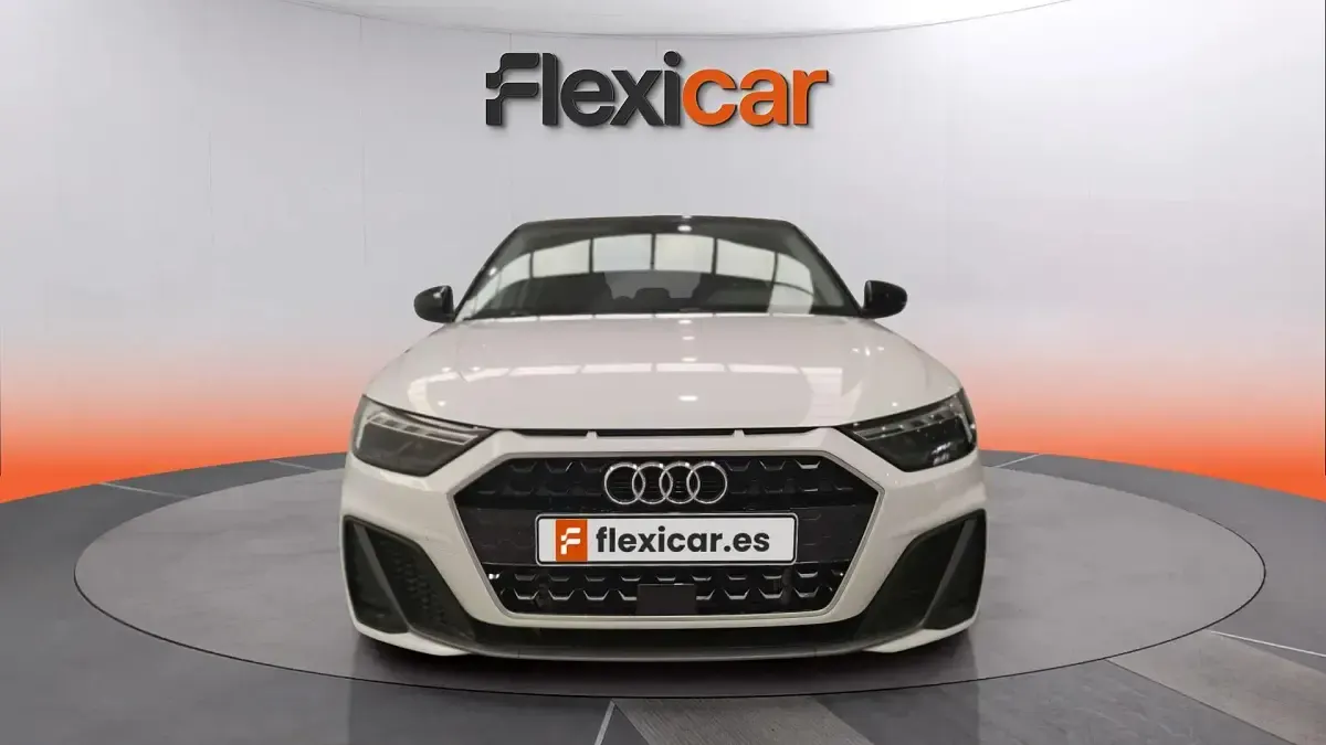 Usado Audi A1 Premium 95 CV (69 kW) 2023 Blanco SUV