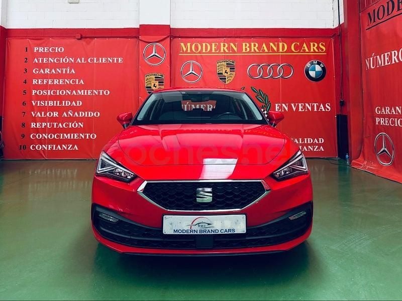 Używany Seat Leon Style 115 KM (84 kW) 2022 Czerwony Sedan/Limuzyna