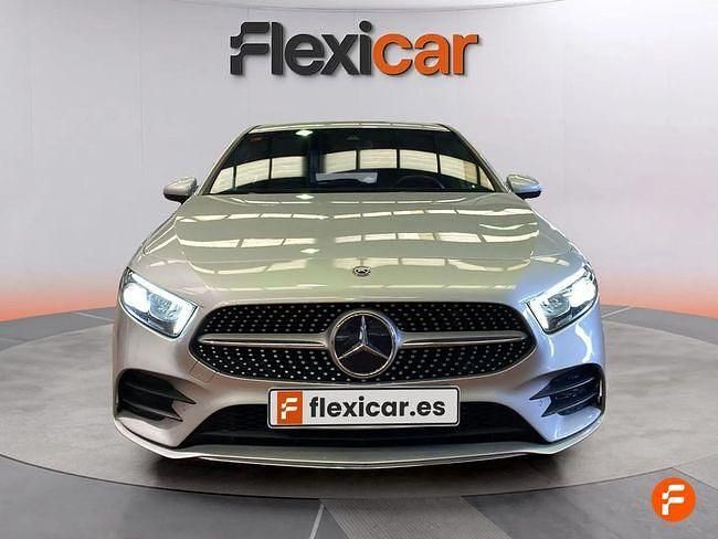 Usado Mercedes A180 AMG 116 CV (85 kW) 2020 Gris Utilitario