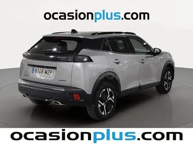 Usado Peugeot 2008 Allure 145 CV (106 kW) 2025 Gris / plata SUV