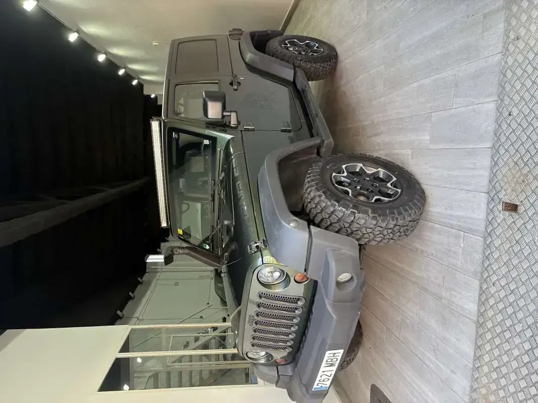 Usado Jeep Wrangler Sport 177 CV (130 kW) 2007 Verde SUV