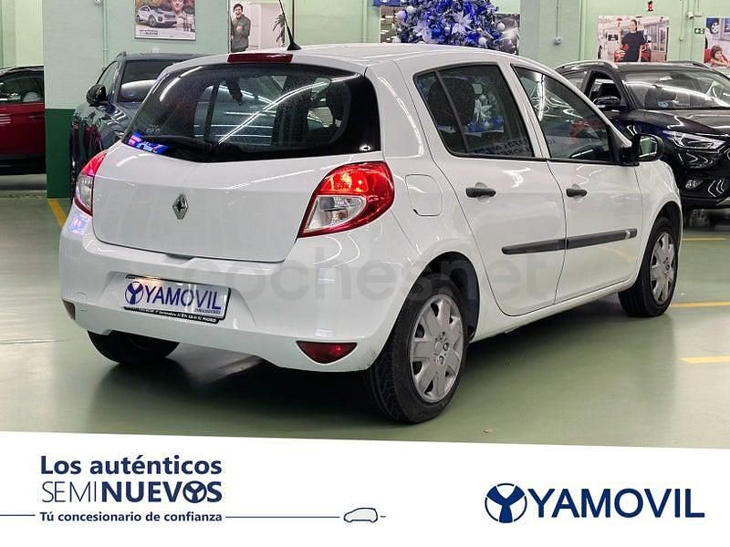 Usado Renault Clio IV Business 75 CV (55 kW) 2013 Blanco Utilitario