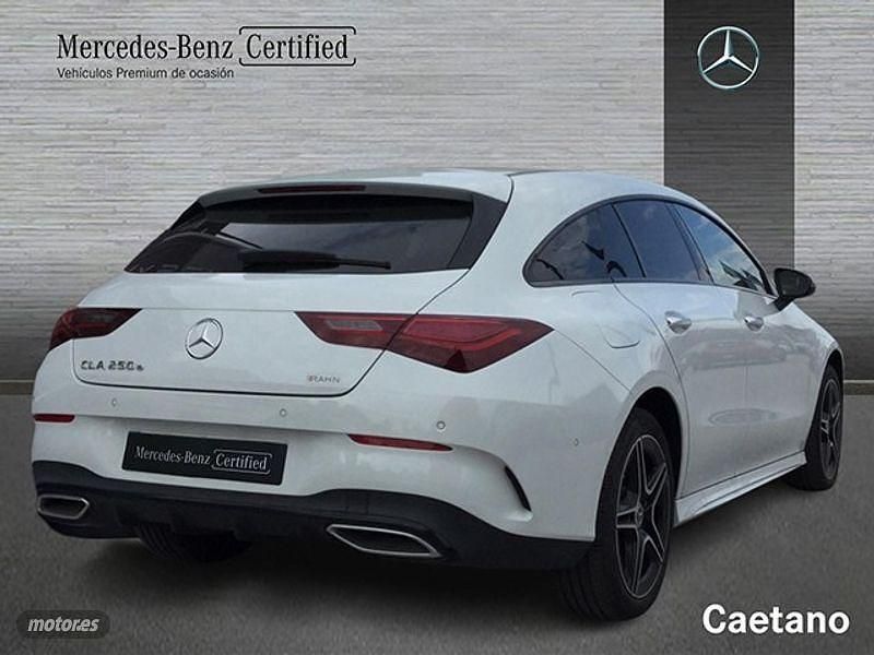Usado Mercedes CLA250 AMG line 163 CV (119 kW) 2024 Blanco Berlina