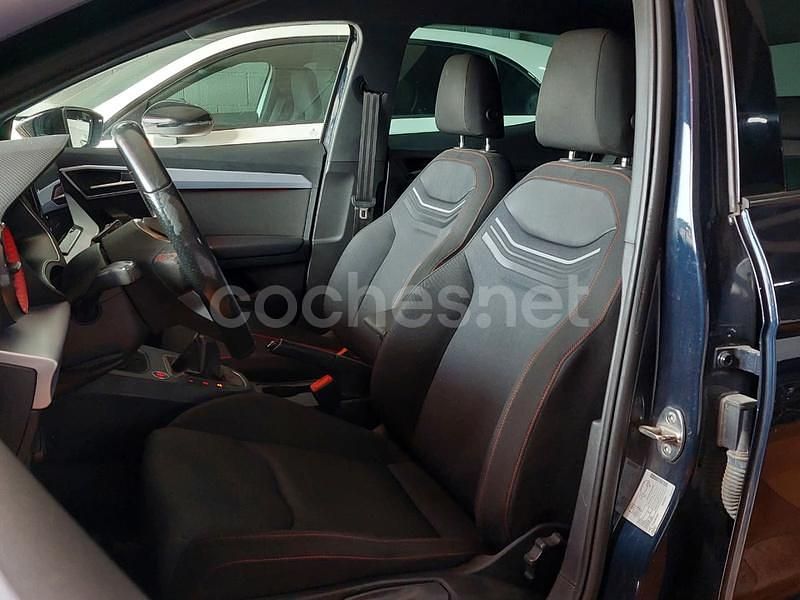 Usado Seat Ibiza FR 110 CV (80 kW) 2021 Azul Berlina