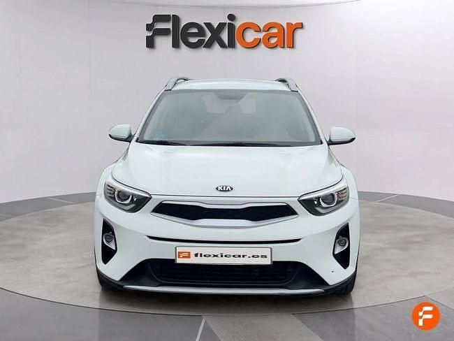 Usado Kia Stonic 100 CV (73 kW) 2019 Blanco SUV