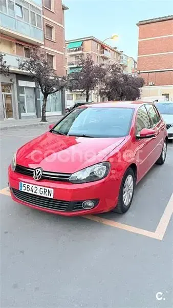 Usado VW Golf VI Advance 105 CV (77 kW) 2009 Rojo Utilitario