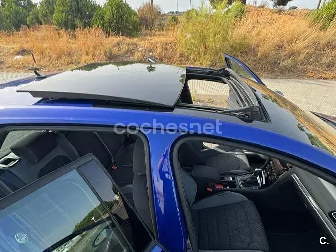 Usado VW Golf VII Sport 115 CV (84 kW) 2019 Azul Berlina