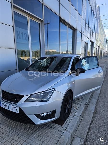 Usado Seat Ibiza SC CUPRA 192 CV (141 kW) 2016 Gris / plata Utilitario