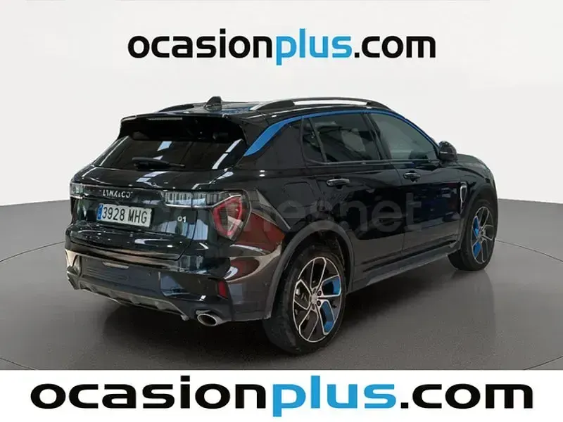 Usado Lynk & Co 01 261 CV (191 kW) 2023 Negro SUV